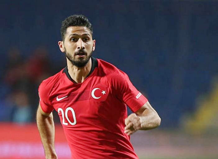  拜仁老将经验发挥作用，德甲关键战役稳扎稳打